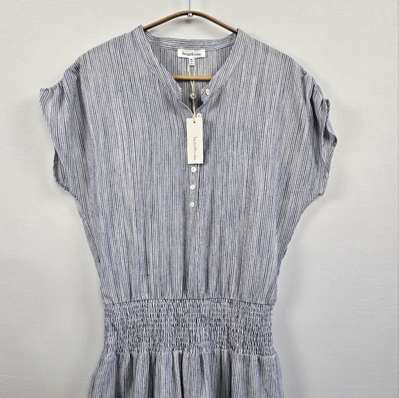 NEW HEARTLOOM Nicolette Stripe dress in blue and white Size Medium NWT - Picture 4 of 16